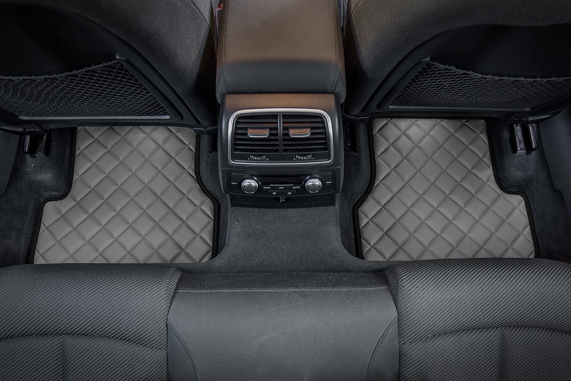 covorase podea spate sofer pasager set AUDI Q7 4M accesorii auto masina pieie eco sintetica matlasata pvc 2